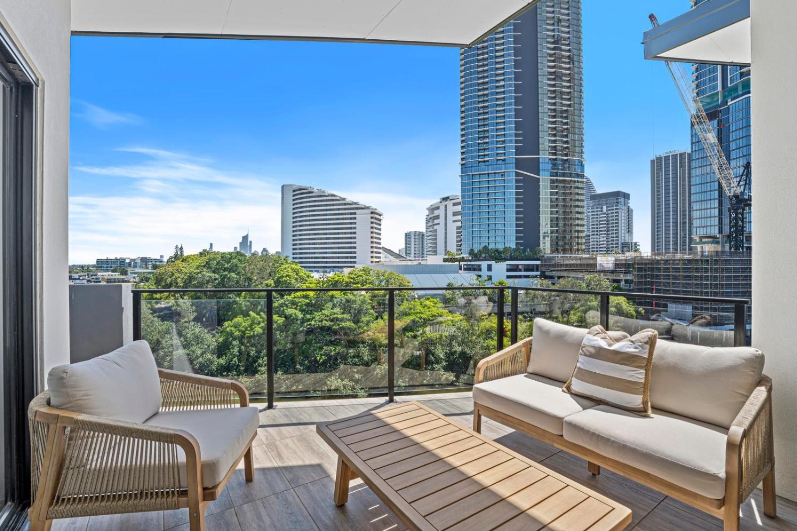 Spice Broadbeach - Gclr Gold Coast Exterior photo