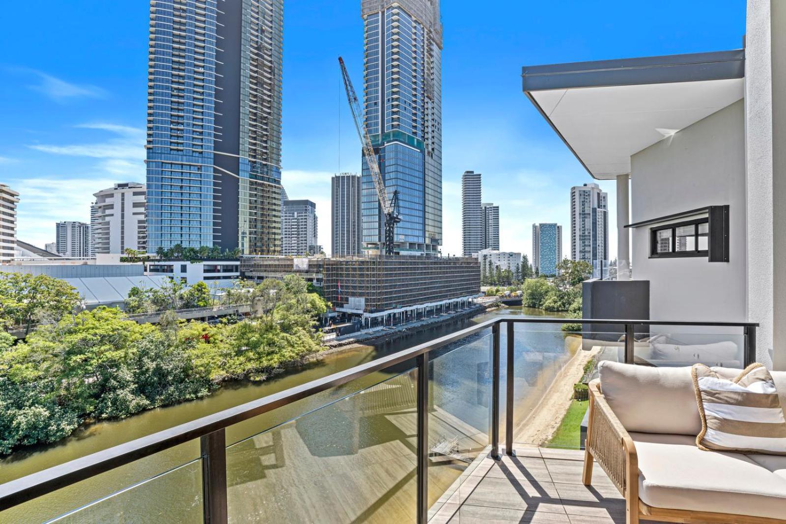 Spice Broadbeach - Gclr Gold Coast Exterior photo